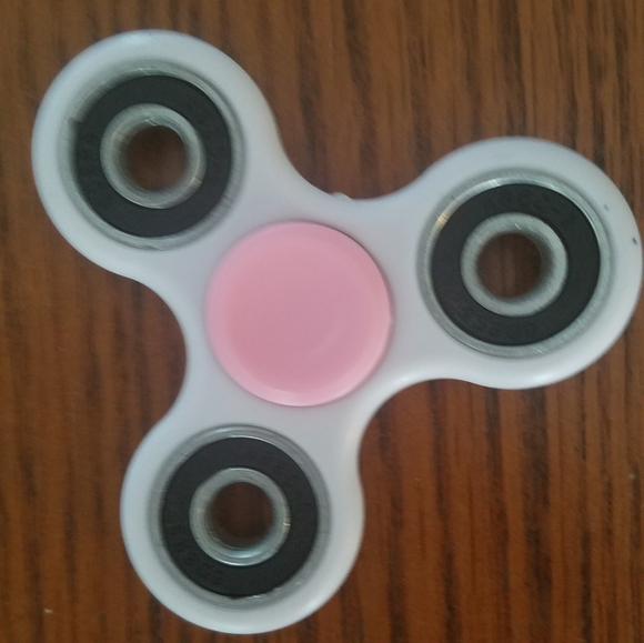 Fidget Spinner - Picture 2 of 2